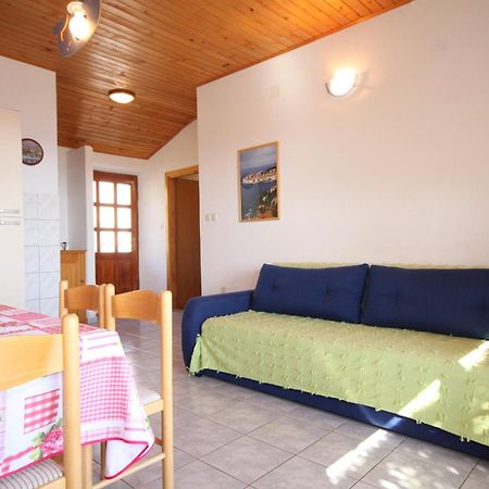 Apartments With A Parking Space Ivan Dolac, Hvar - 8797 Номер фото