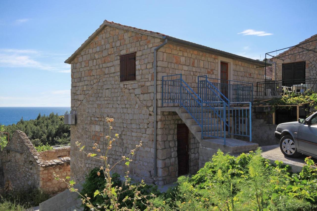 Apartments With A Parking Space Ivan Dolac, Hvar - 8797 Экстерьер фото