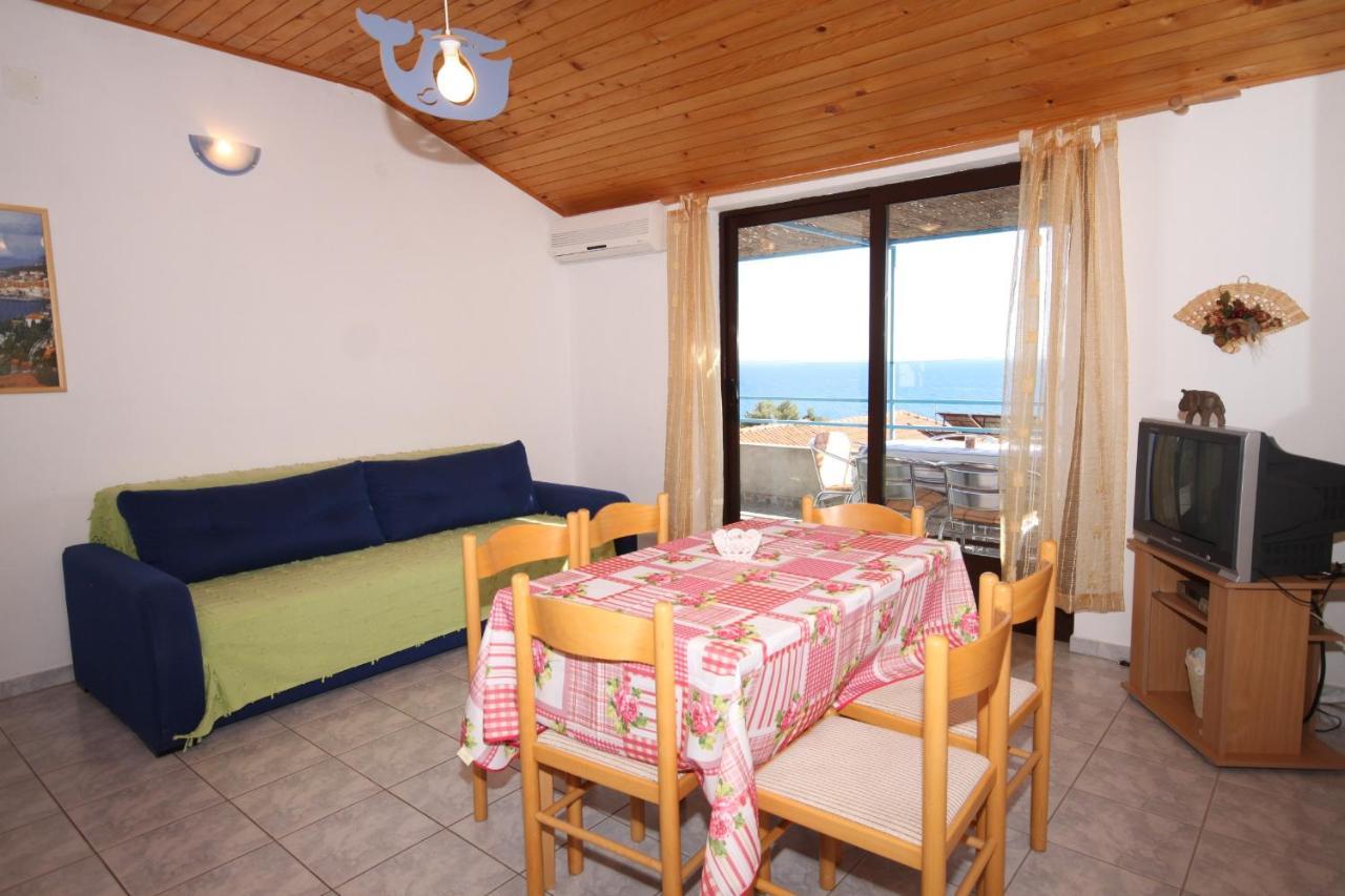 Apartments With A Parking Space Ivan Dolac, Hvar - 8797 Экстерьер фото