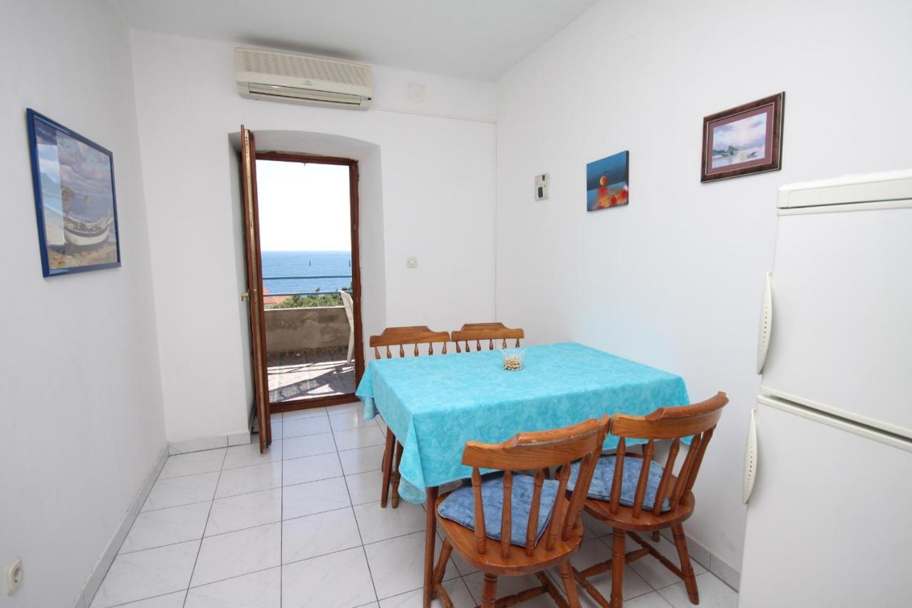 Apartments With A Parking Space Ivan Dolac, Hvar - 8797 Экстерьер фото